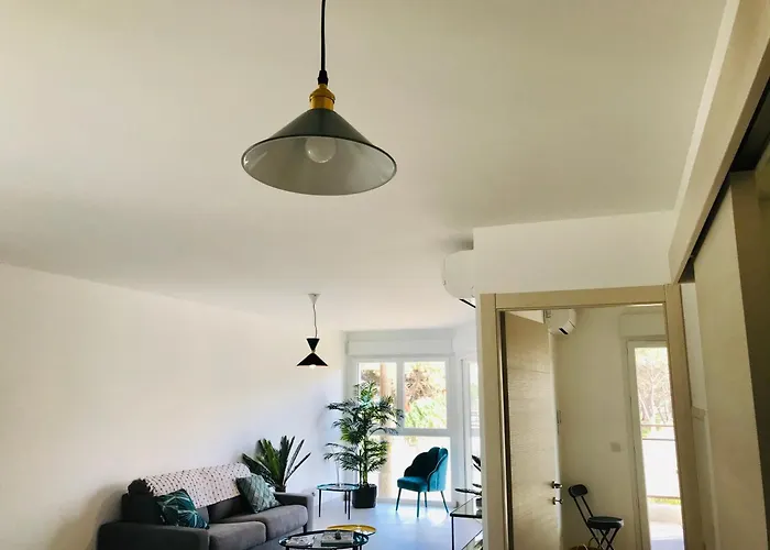 Cote Apartment *